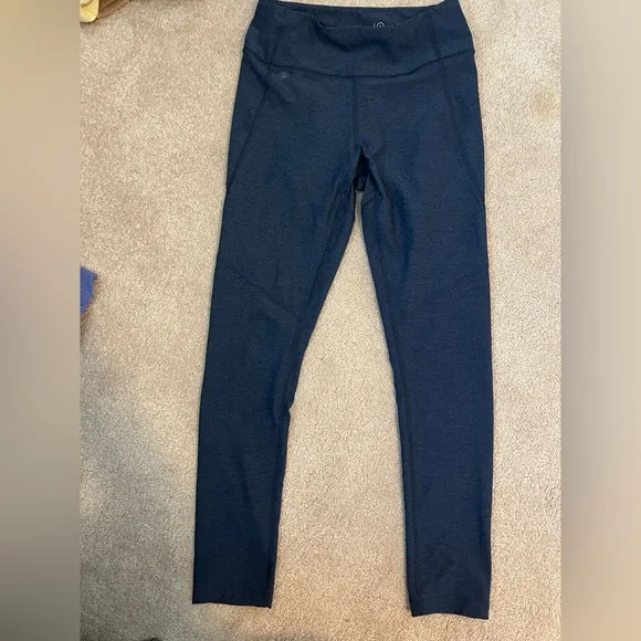 Outdoor Voices Deep Blue Leggings - Picture 5 of 6